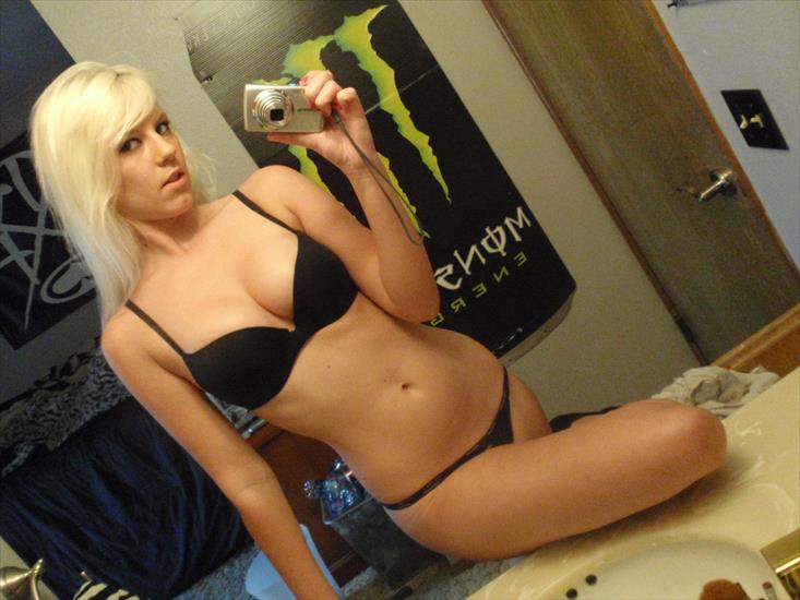 Amateur Nude Photos - Hot Blonde Naughty Self Shot - Amateur Nude Photos - Hot Blonde Naughty Self Shot61.jpg