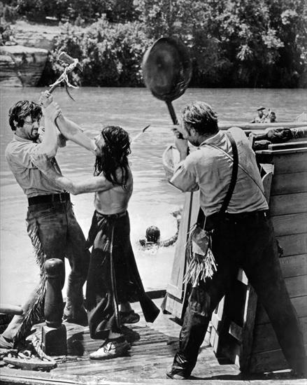 1956.Davy Crockett i rzeczni piraci - Davy Crockett and the River Pirate - steptodown.com840111.jpg